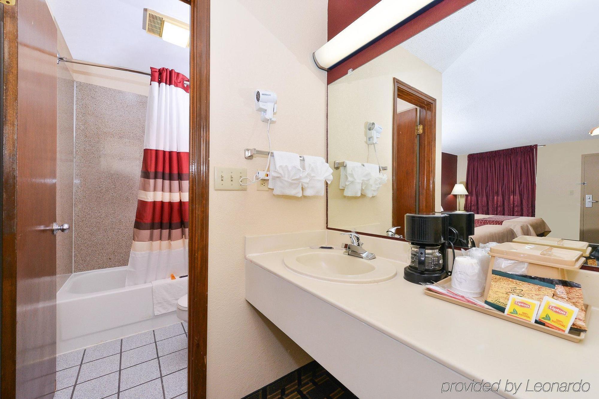 Red Roof Inn Cartersville-Emerson-Lakepoint North Dış mekan fotoğraf